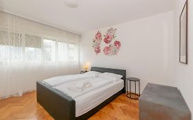 Apartment Omiska